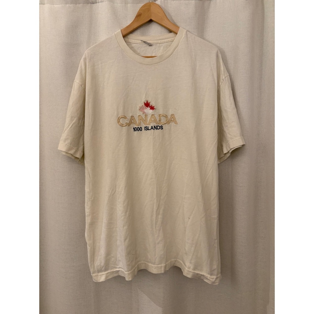 Alstyle Canada 1000 Islands Embroidered T-Shirt Cream XL Souvenir Cotton Tee